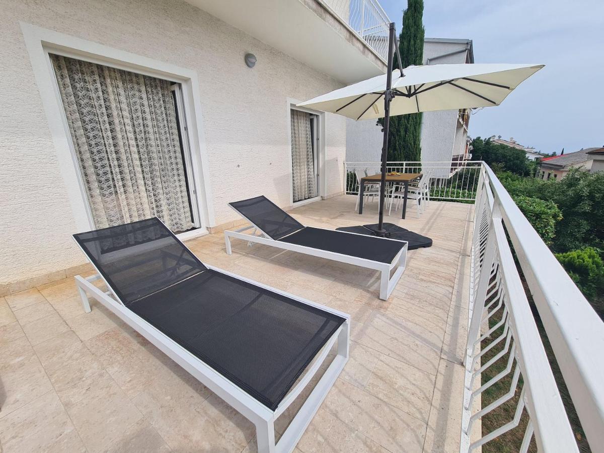 Apartments Elizabeta Dramalj Εξωτερικό φωτογραφία
